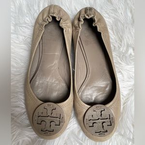 Tory Burch Flat Shoes in Taupe